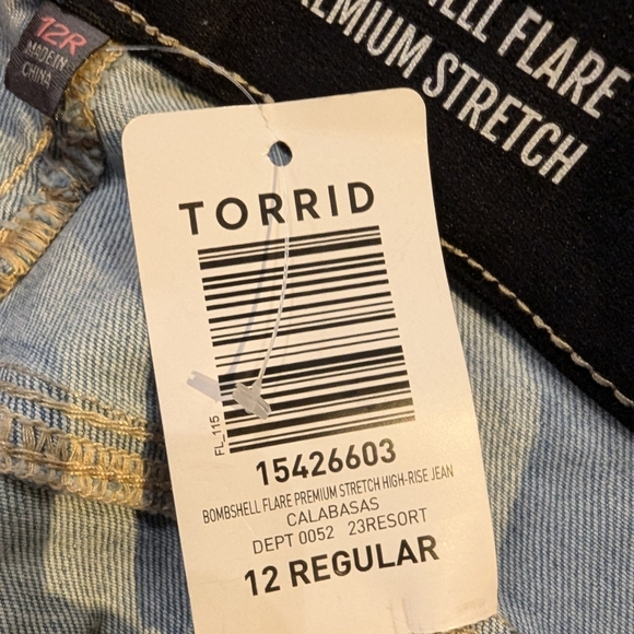 NWT Torrid Bombshell Flare Premium Stretch High-Rise Jean Size 12 - Picture 7 of 13